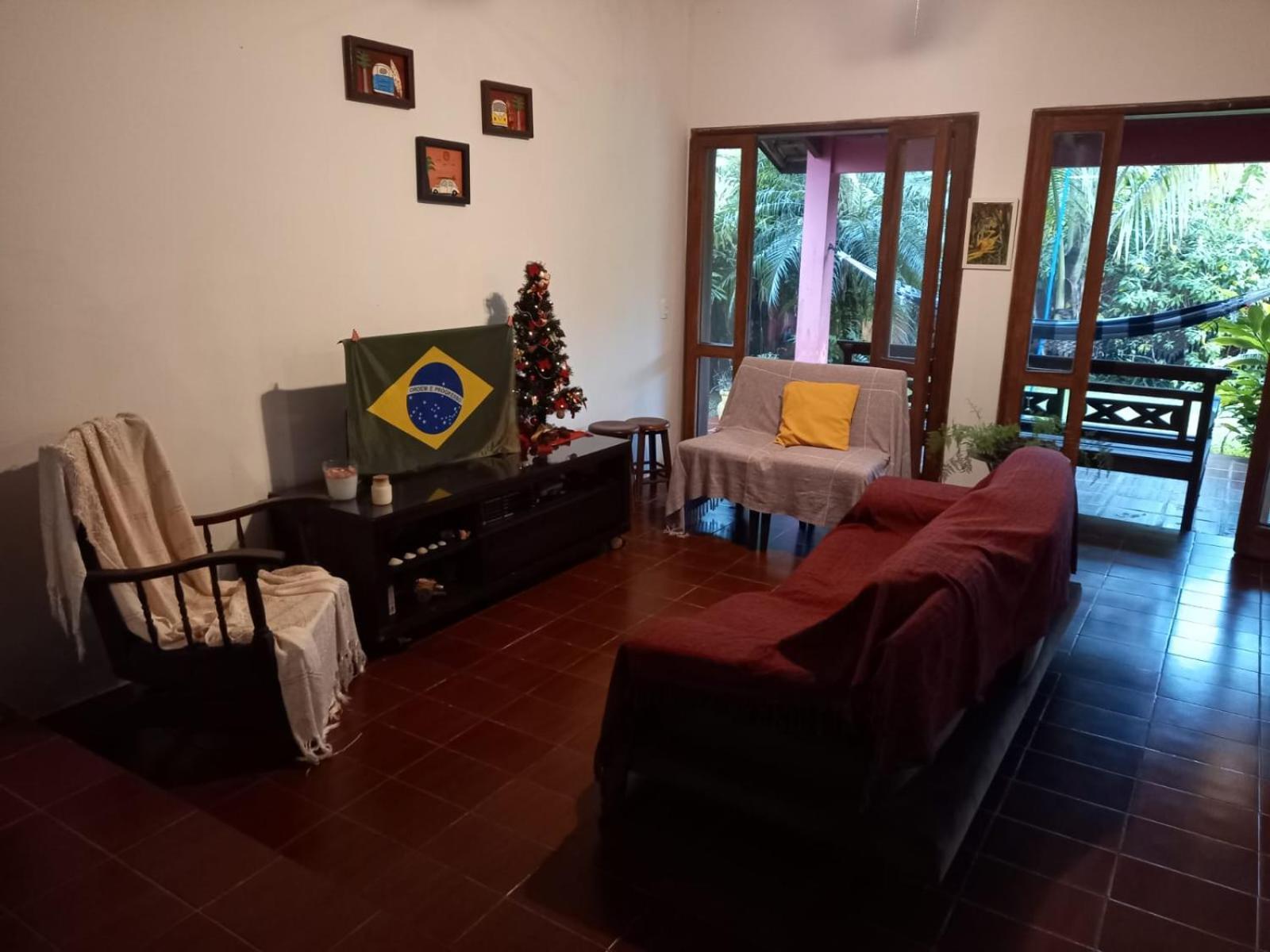 Ubatuba Surf Hostel, Apenas A 60 Metros Da Praia Da Lagoinha! Eksteriør billede